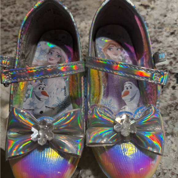 Frozen little Kids Silver Shoes with Bow 9T - Picture 7 of 11